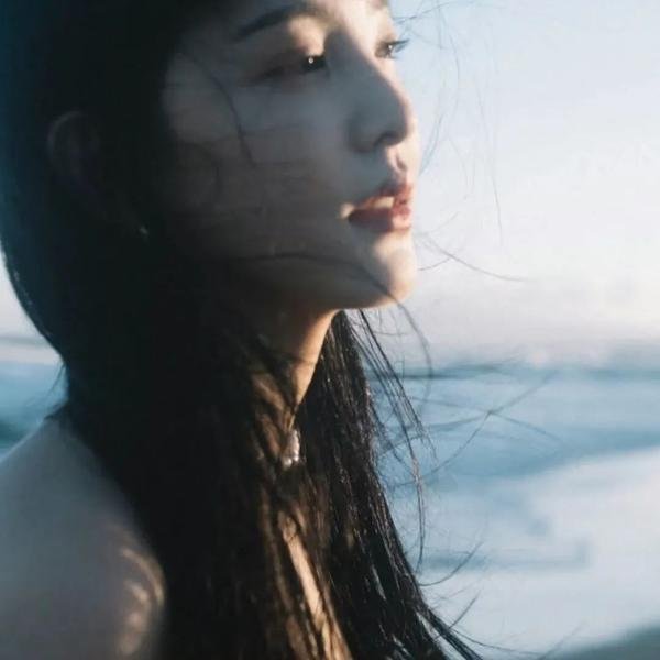 天选打工人之五十的男人一枝花